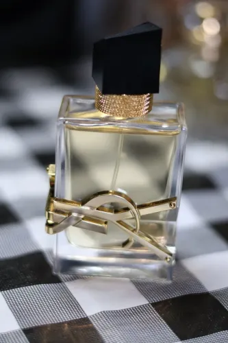 Perfume Yves Saint Laurent
