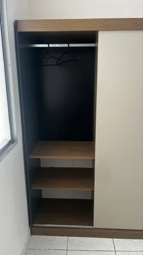 Guarda Roupa