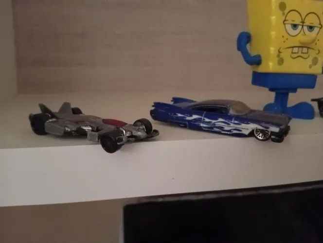 Brinquedos carrinho