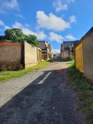 Lote Vazio na Vila Vicentina / Próximo a Praça da Igreja São Vicente