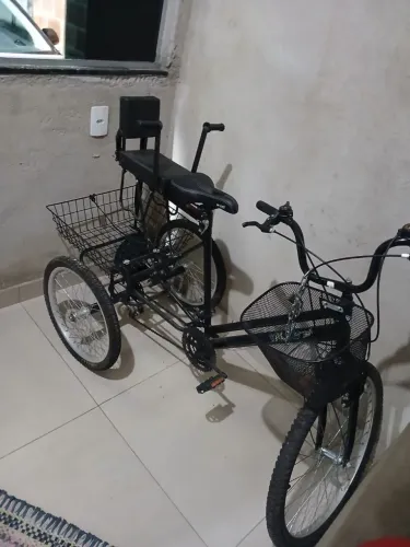 Triciclo 18 machas hiper prátika