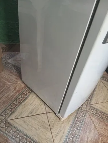 Jeladeira Electrolux fros fri coservada fociona tudo perfeito detalis de usofone *