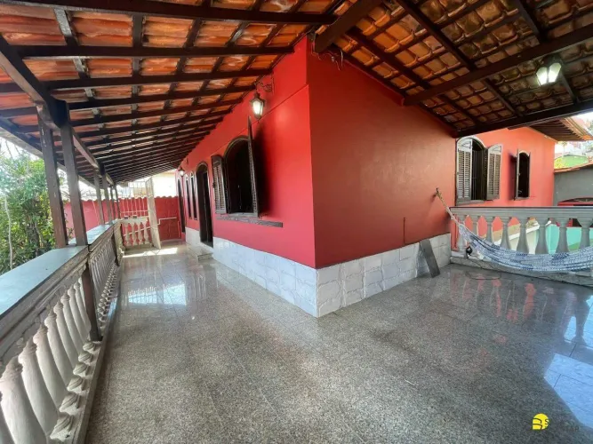 Casa à venda com 3 quartos (1 suíte) e quintal Bairro Salgado Filho, BH