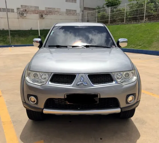 Mitsubishi L200 Triton GLS 3.2 CD TB Int.diesel MEC 2012
