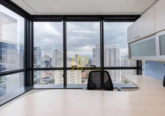 Sua Empresa na Faria Lima! Sala Comercial Pronta para Uso em Pinheiros