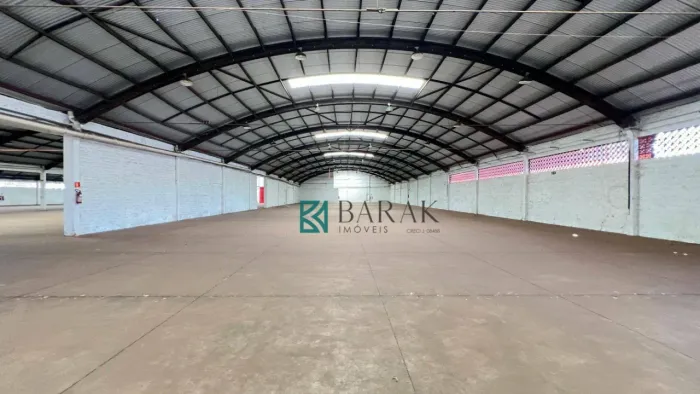 Galpão para alugar, 4000 m² por R$ 98.127,00/mês - Parque Industrial - Maringá/PR