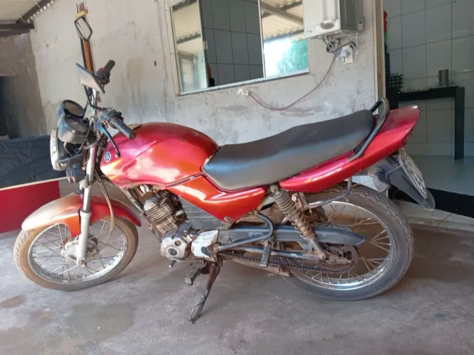 Moto ybr 125... Conta * valor 4500.00