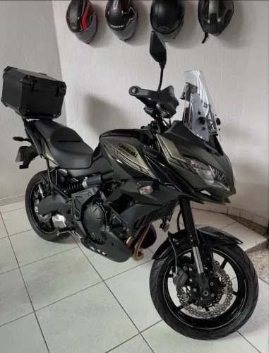 Kawasaki Versys impecável 15000 km