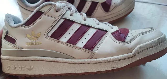 Tênis Adidas