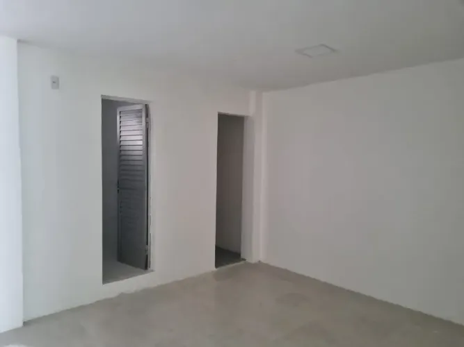 Imóvel para aluguel possui 15 metros quadrados em Alvorada - Manaus - AM