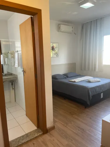 ALUGA-SE FLAT