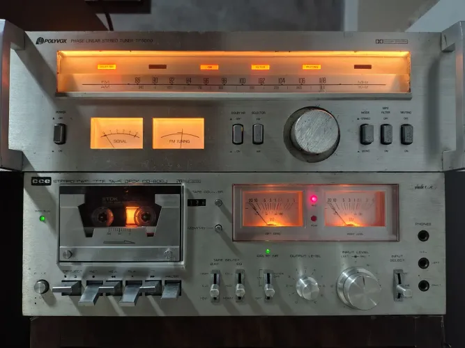 Sintonizador Polyvox e Tape Deck 