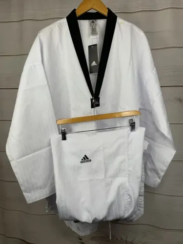 Dobok Taekwondo adidas