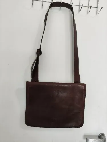 Bolsa feminina convenant cor pinhão