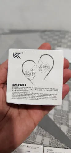 KZ EDX PRO X COM MICROFONE<br>DISPONÍVEL NA COR PRETA<br>R$ 50,00?<br>PRODUTO NOVO E LACRADO?