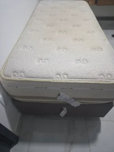 Cama box solteiro base mais colchão 