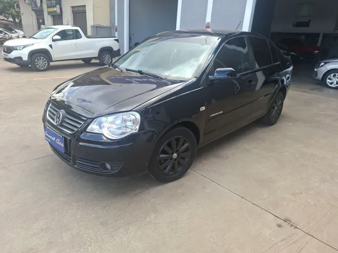 Volkswagen Polo Sedan 1.6 MI Total Flex 8V 4P 2009