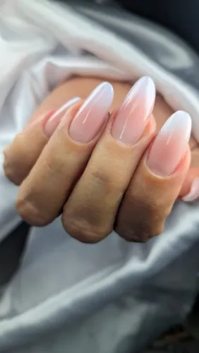 Alongamento de Unhas 