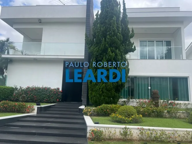 CASA EM CONDOMÍNIO - CONDOMÍNIO ARUJÁ 5 - SP