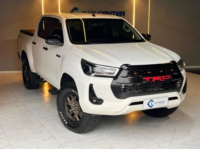 Toyota Hilux CD SRV 4X4 2.8 TDI Diesel Aut. 2024