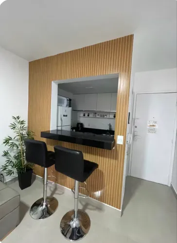 Quarto e Sala Mobiliado no Centro