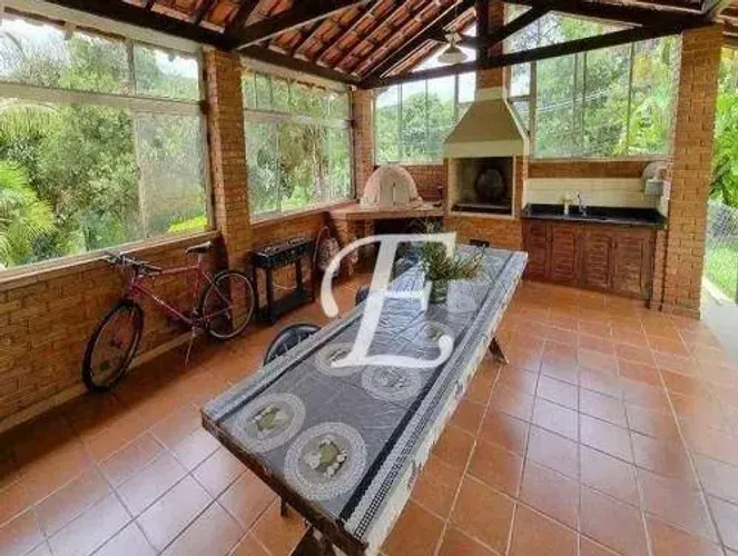 Chácara com 3 quartos à venda, 3200 m² por R$ 2.550.000 - Condomínio Veleiros de Ibiúna -