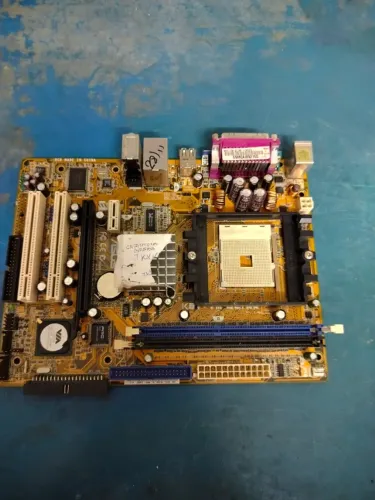Placa mãe Motherboard AMD Asus K8V-VM Ultra socket soquete 754