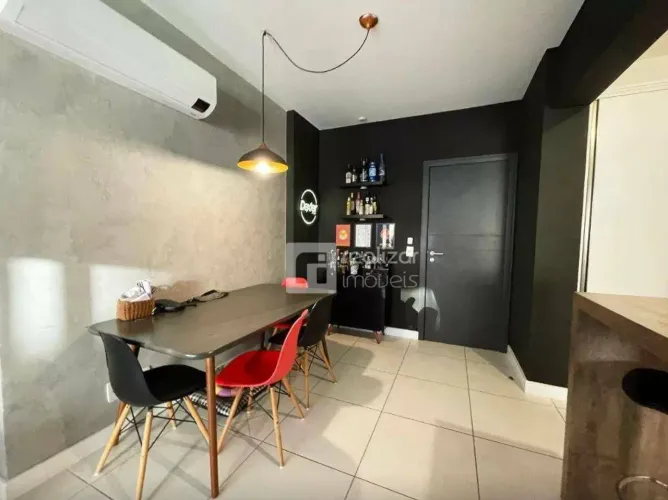Apartamento com 2 dormitórios à venda, 69 m² por R$ 1.000.000 - Itacorubi - Florianópolis/