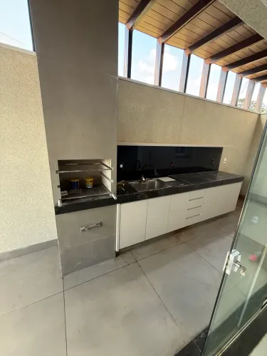 Apartamento com área externa e 3 suítes - Aceito Imóvel em Montes Claros e Patos