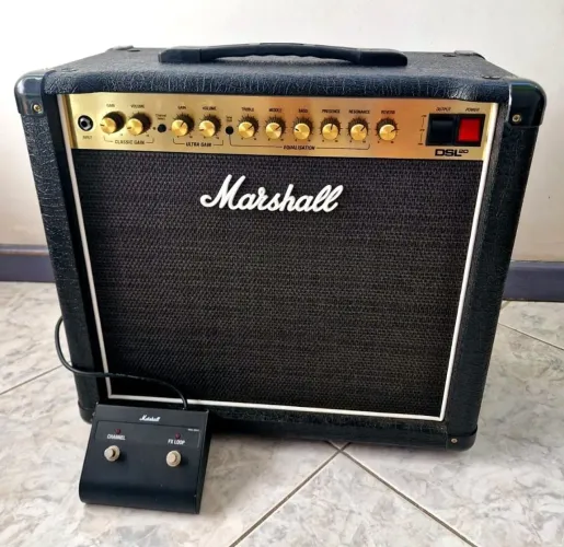 Amplificador Marshall DSL 20 Combo (Valvulado)