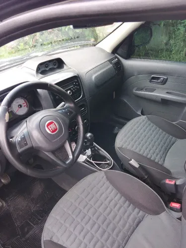 Fiat Palio Weekend Adventure Locker 1.8 Flex 2014