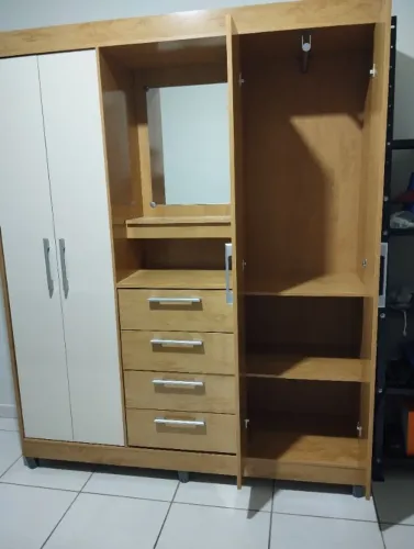 Guarda Roupa Capelinha Solteiro Com Espelho (NÃO ENTREGO E NÃO DESMONTO)