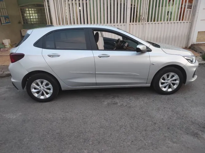 Chevrolet Onix Hatch LT 1.0 12V Flex Mec. 4P 2020