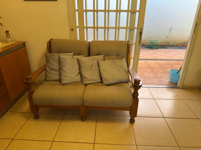 Sofá 2 e 3 lugares (conjunto)