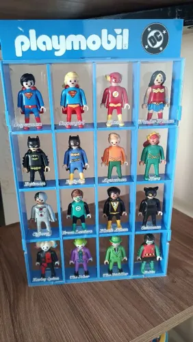 Kinder Ovo Liga da Justiça Robin e mulher gato