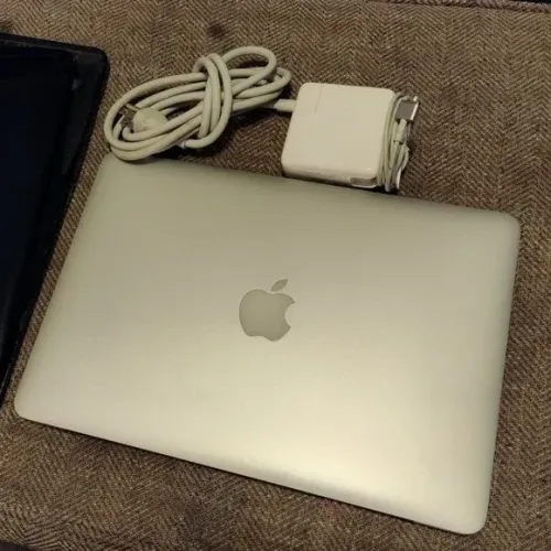 MacBook Pro 13"