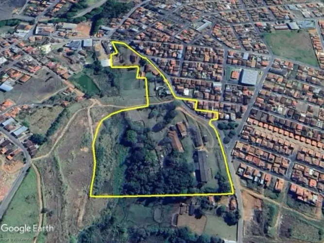 SANTA RITA DE CALDAS/MG  Terreno de 204m² na "Chácara dos Silveiras"