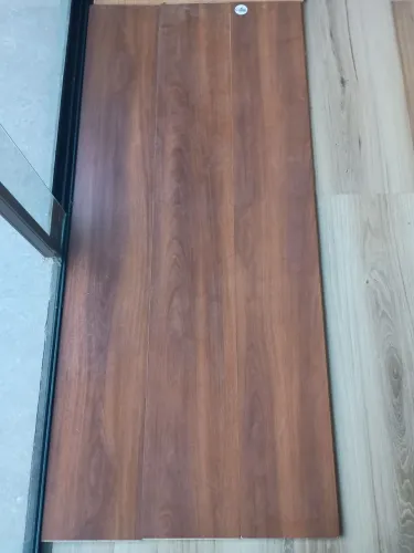 Piso laminado eucafloor