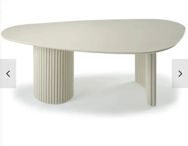 Conjunto mesa com 6 cadeiras em madeira a maciça 