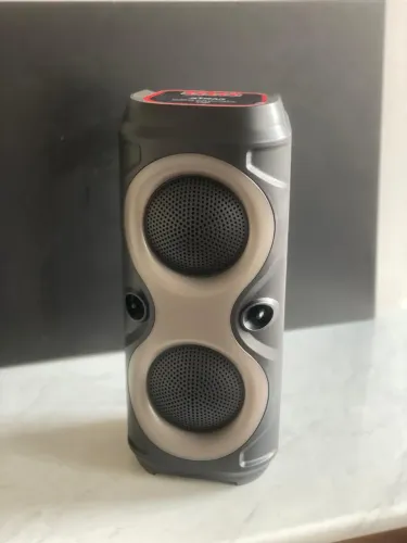 Caixinha de som rgb