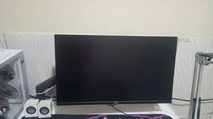 Monitor Gamer AOC 180Hz Full HD + Braço Articulado - Excelente Estado