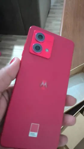 Moto G 84
