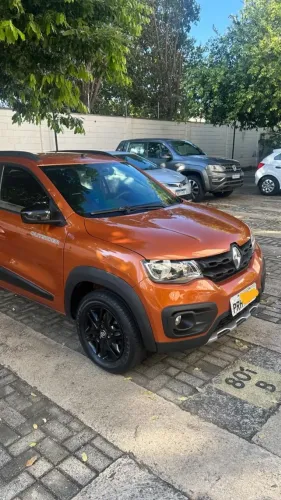 Renault Kwid Outsider 1.0 Flex 12V 5P Mec. 2020