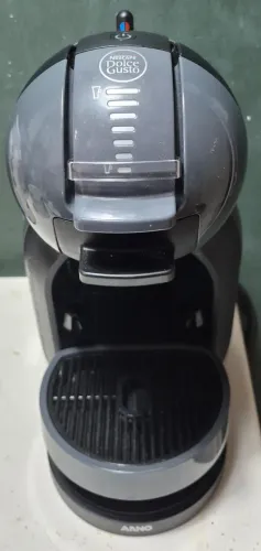 Cafeteira Dolcegusto Mini Me Preta 110v