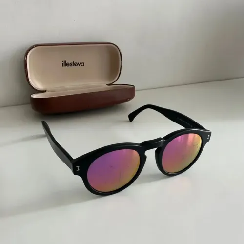 Oculos illesteva leonard II Original