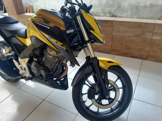 CB300F ABS  2023 (10mil km)