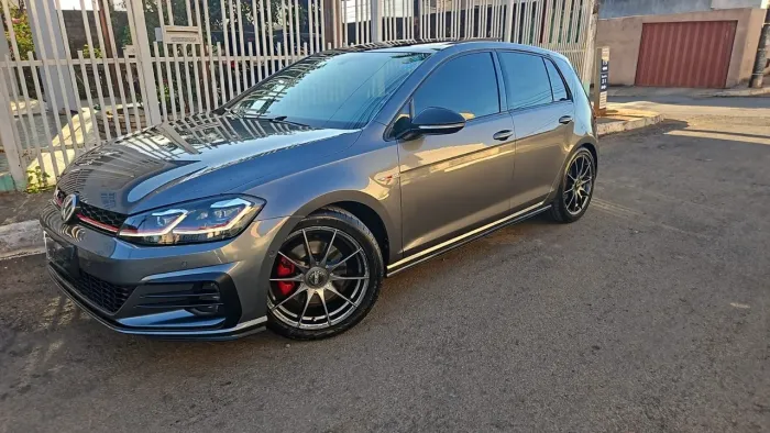 Volkswagen Golf GTI 350 TSI 2.0 230cv 16V Aut. 2019