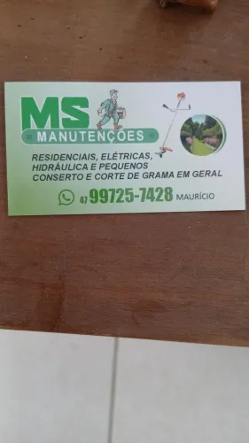 Faço serviços de jardinagem 