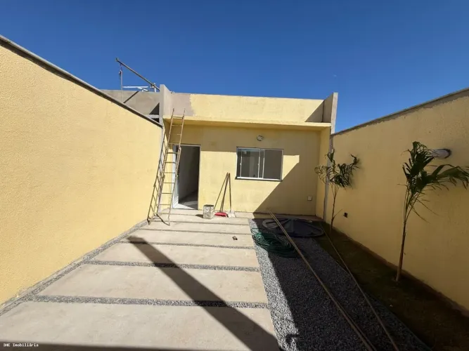 Casa para Venda em Guanambi, Jardim Aeroporto, 2 dormitórios, 1 banheiro, 2 vagas
