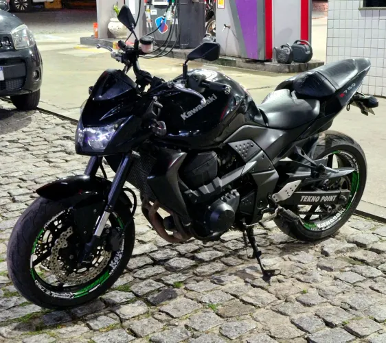 Kawasaki z750 2010